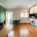 Gorgeous Rooftop 2-bed With Beautiful View *