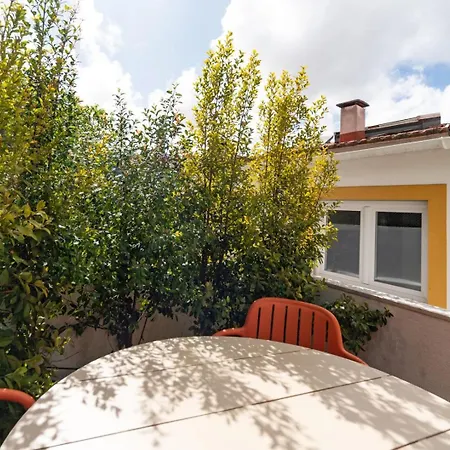 Gorgeous Rooftop 2-bed With Beautiful View *