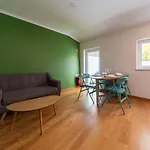 Apartament Gorgeous Rooftop 2-bed With Beautiful View