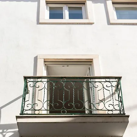 Gorgeous Rooftop 2-bed With Beautiful View Apartmán