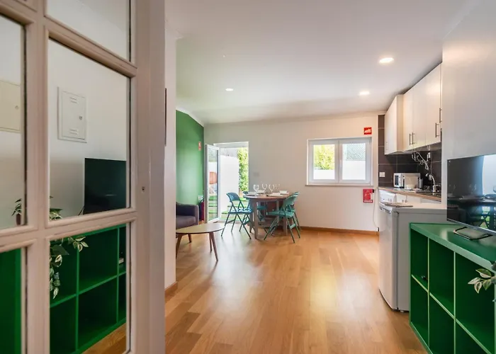 Gorgeous Rooftop 2-bed With Beautiful View Lägenhet *