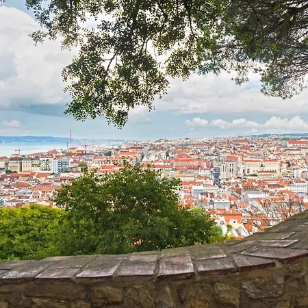 Daire Gorgeous Rooftop 2-bed With Beautiful View Lisboa